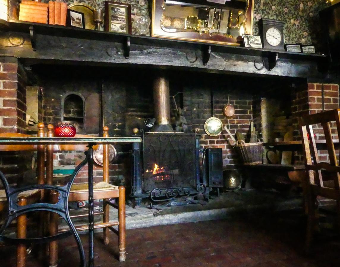 Ye Olde Smugglers Inne 알프리스톤 외부 사진